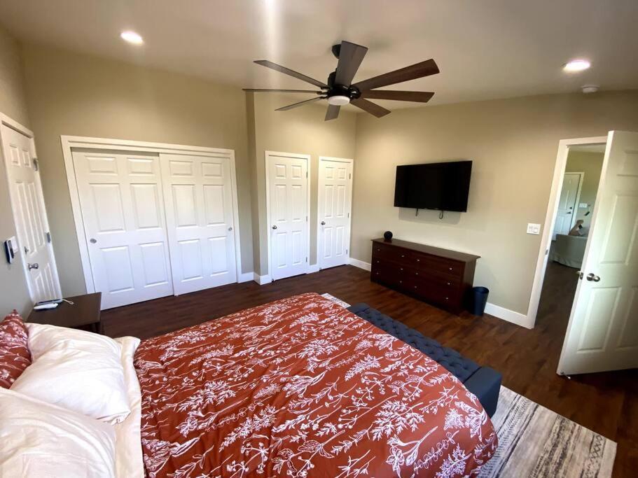 Chalet Walnut